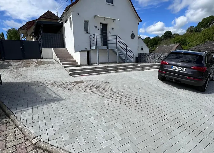 Casa Di Monaco * Glees